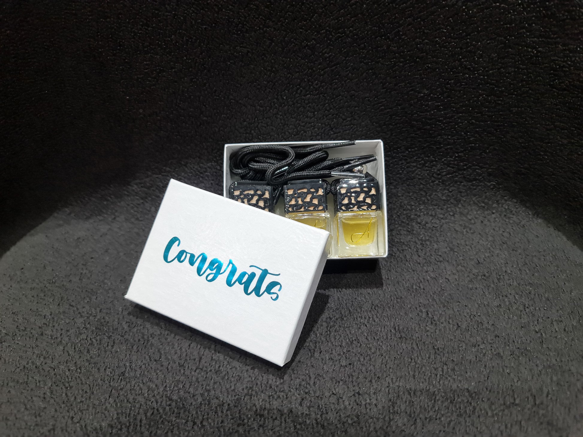 Aumni ScentDrop Trio Gift Box Congrats